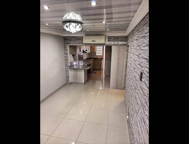 4 BEDROOM HOUSE FOR SALE IN FOREST HAVEN